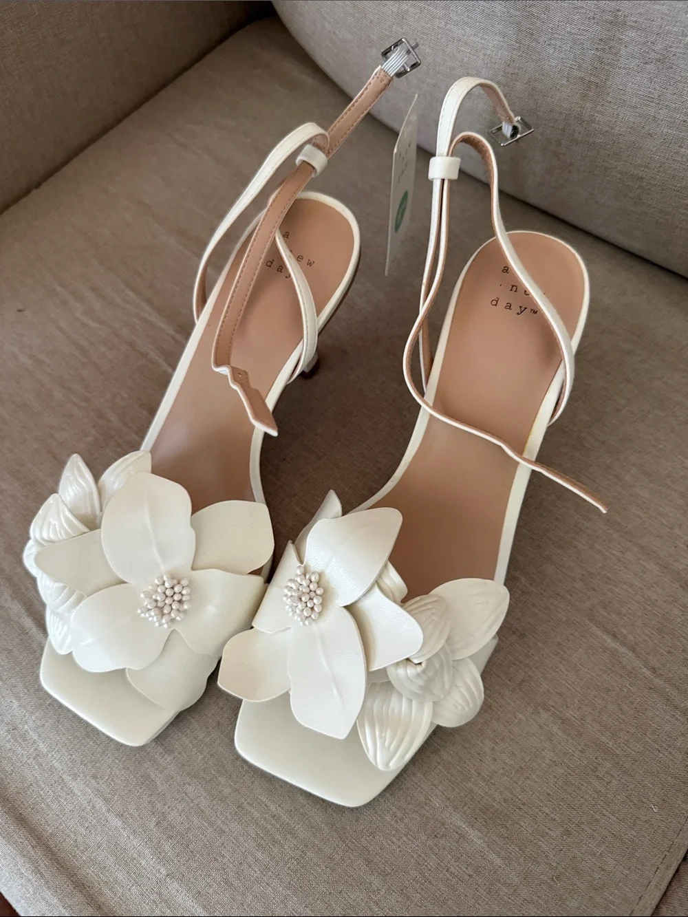 NWT A New Day Women's White Antonette Heeled Sandals Size 8.5